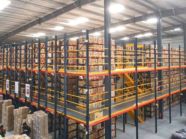 FMCG distribution centre shelving